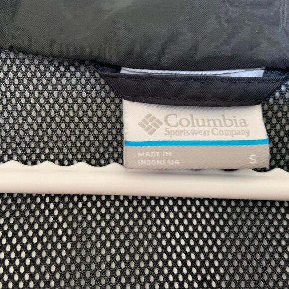 Women's Black Columbia Jacket , size S, never worn - Picture 6 of 6